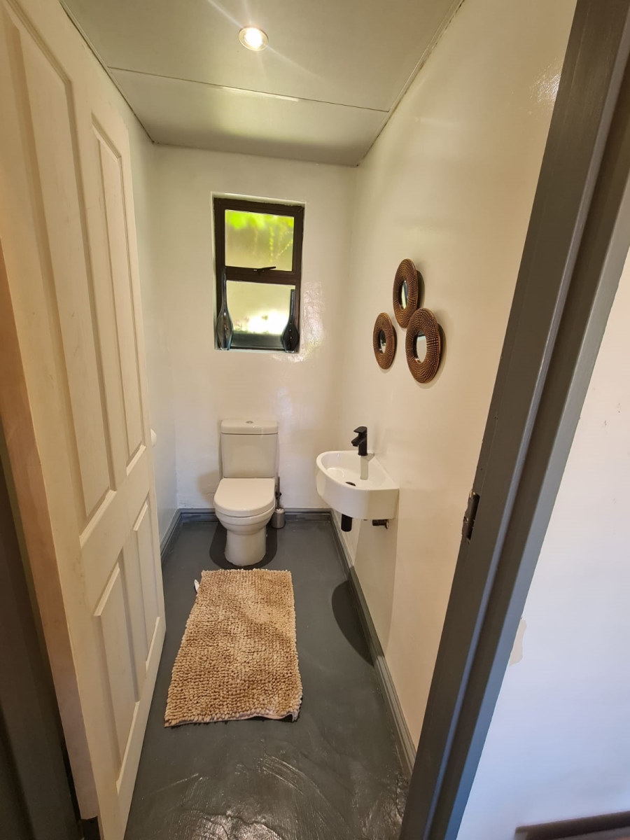 To Let 1 Bedroom Property for Rent in Oranjezicht Western Cape